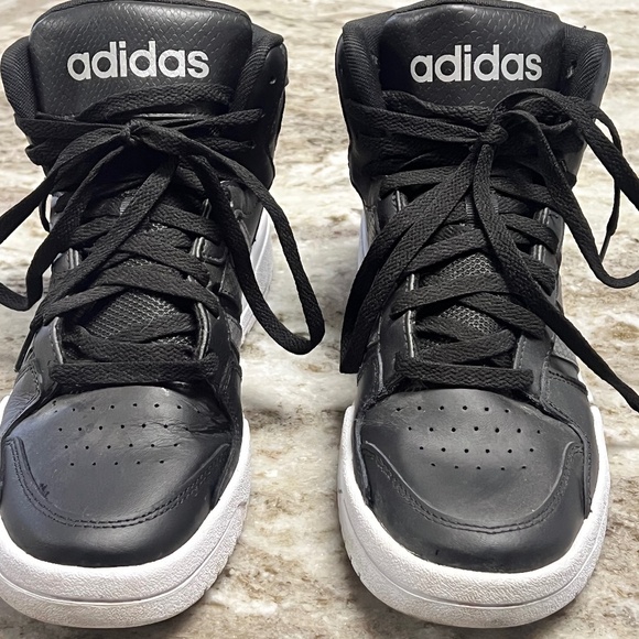 Ladies Adidas high top size 8 - Picture 1 of 5